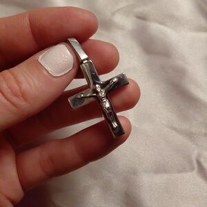 Beautiful Sterling Silver Crucifix Pendant